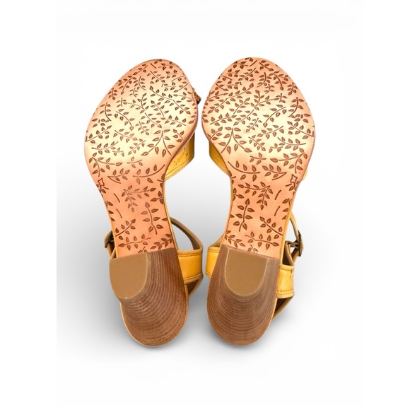 Miss Albright Yellow Tassel Sandals - Picture 6 of 7